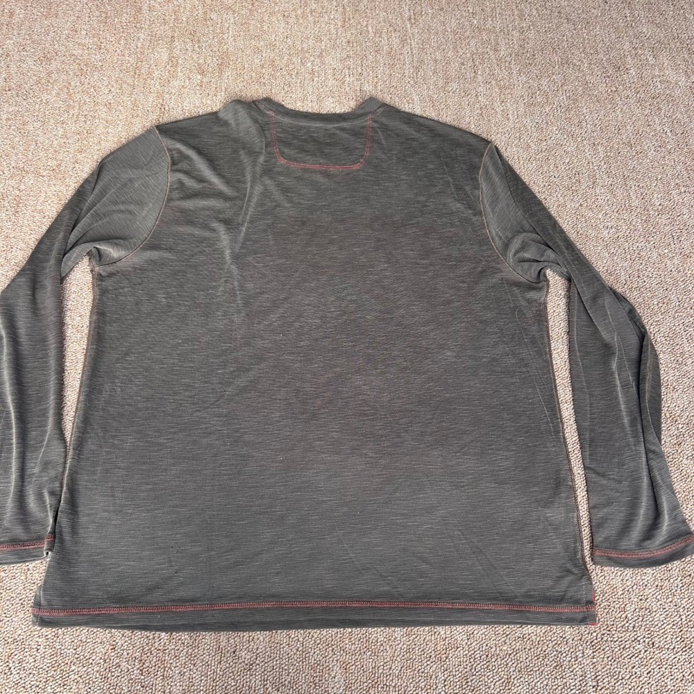 Tommy Bahama Mens XL Gray Textured Long Sleeve Crewneck Contrast Stitch Shirt - Picture 2 of 10
